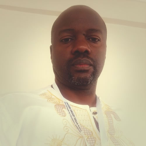 Dr. Martin Ruhweza